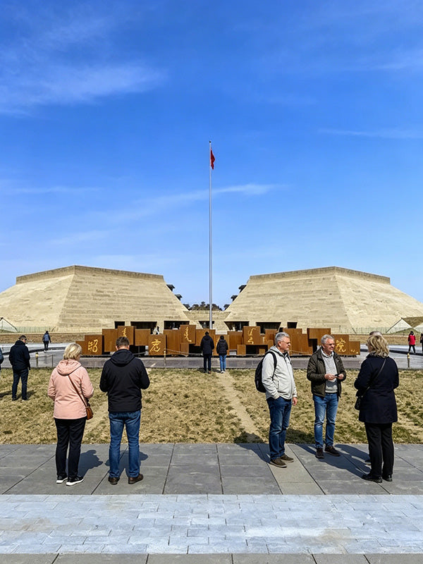 8-Day Wonders of Wild Inner Mongolia---Hohhot - Ulanqab - Ordos - Baotou Tour