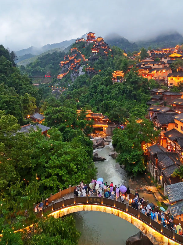 8-Day Enchanting Beauty of Jiangnan---Shanghai - Hangzhou - Wuzhen - Wangxian Valley Tour